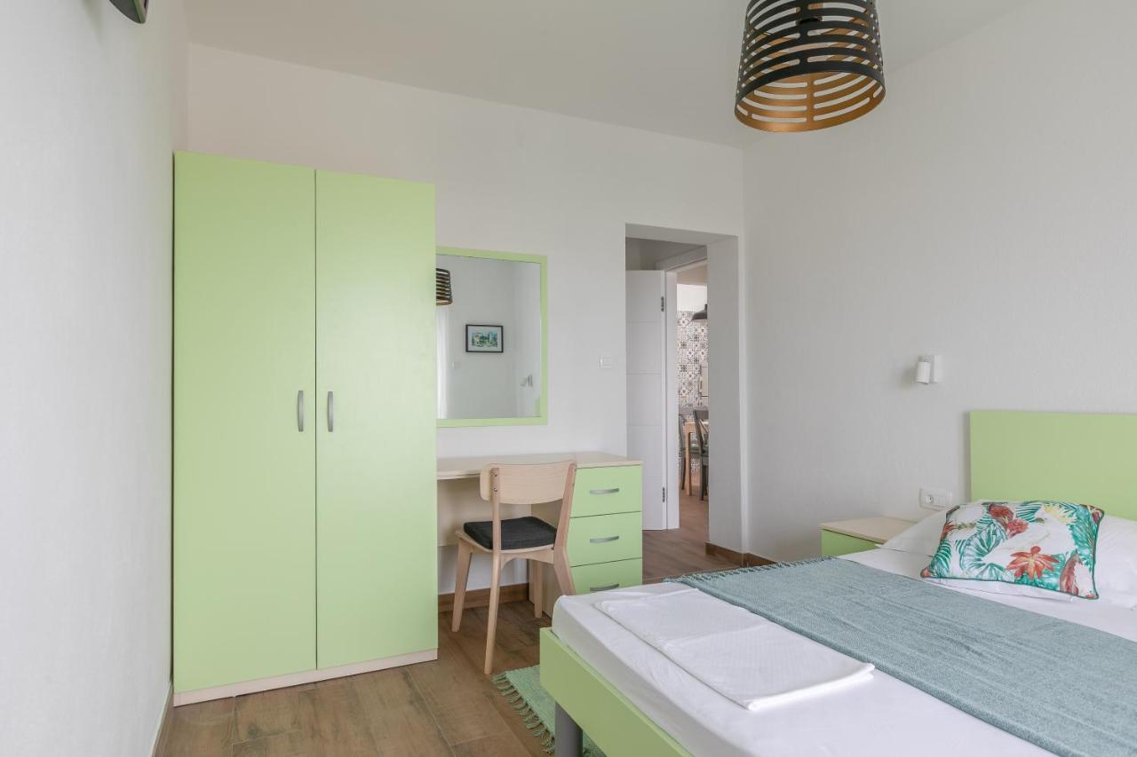 La casa di Nonno Lejlighed Milna  Eksteriør billede