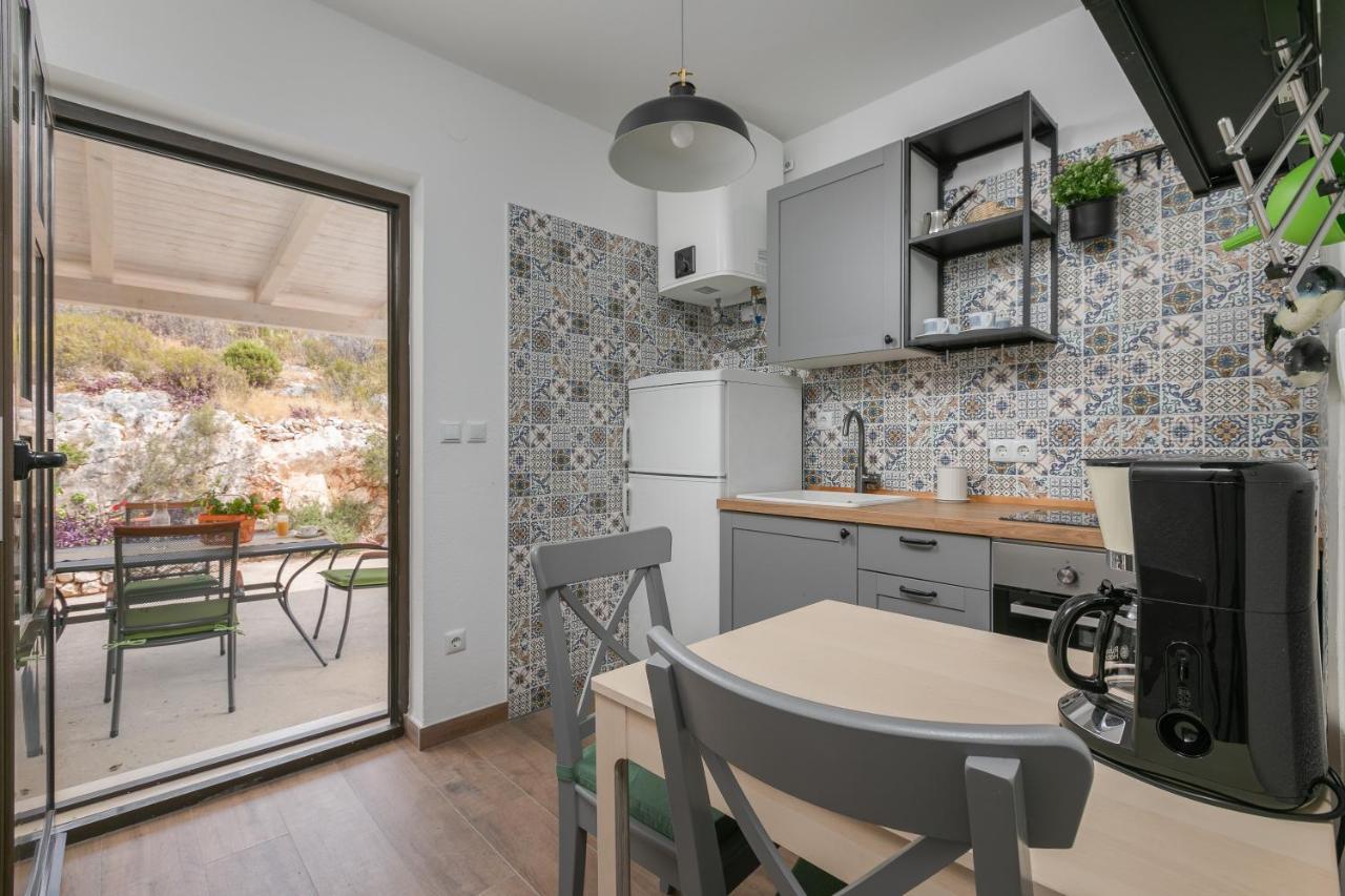 La casa di Nonno Lejlighed Milna  Eksteriør billede